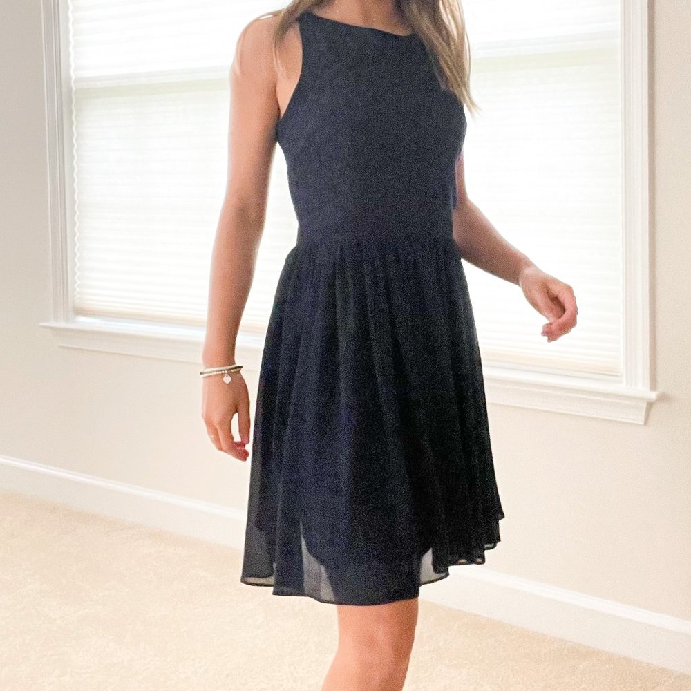 Francesca's Flowy Dress - XS